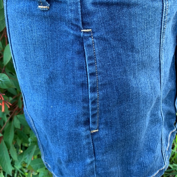 American Eagle Outfitters Denim Skirt - Picture 9 of 11